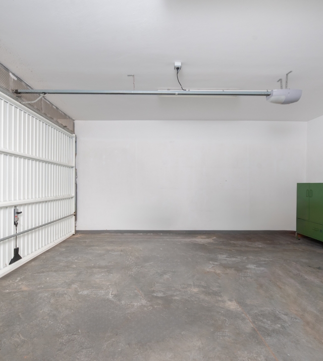 Resa Estates Ibiza Jesus townhouse 3 bedrooms te koop sale garage.jpg